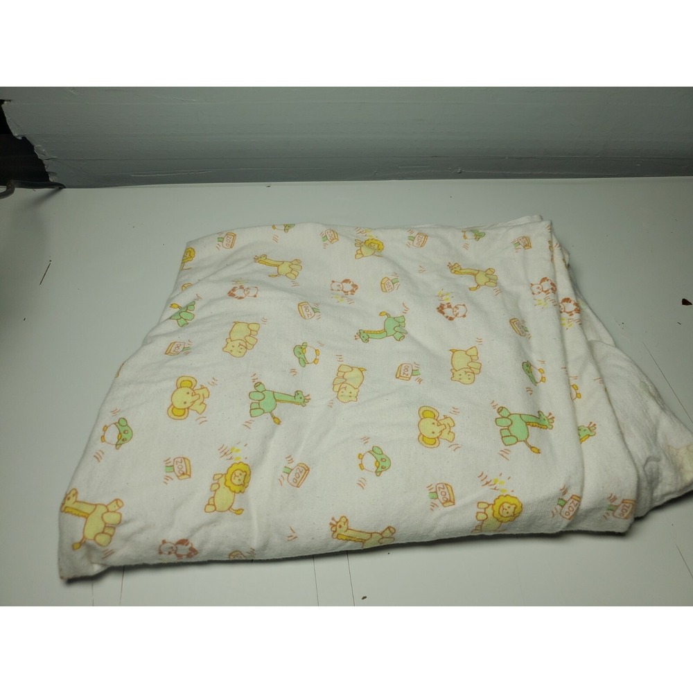 Vtg 70s Carters Cradle‎ Sheet Yellow Green Toy Trains Baby Animal USA